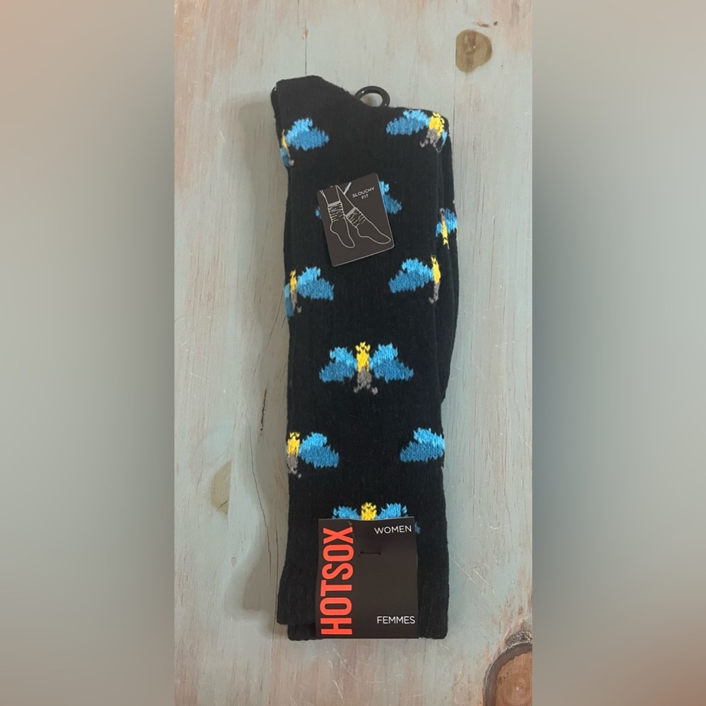 ✨3/$30✨ NEW Hotsox Navy Dragonfly Slouch Socks Size 9-11